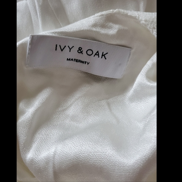 🥳Host pick ❤️Ivy& Oak Size 2 (XS) snow white maternity dress / bridal dress. - Picture 10 of 11